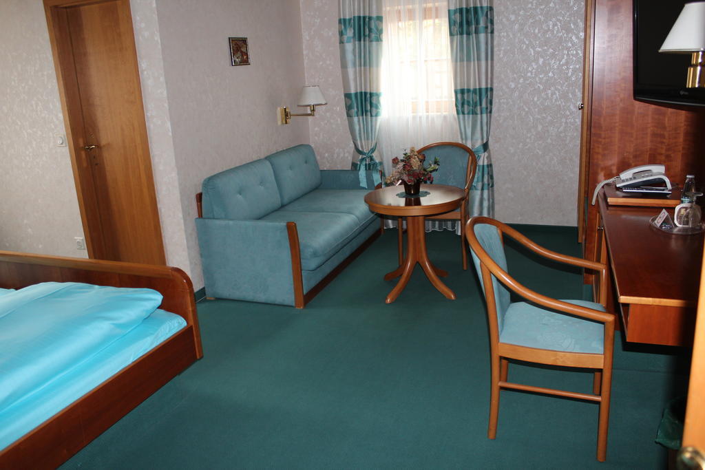 Gaestehaus Wild Nuernberg-West Oberasbach Room photo